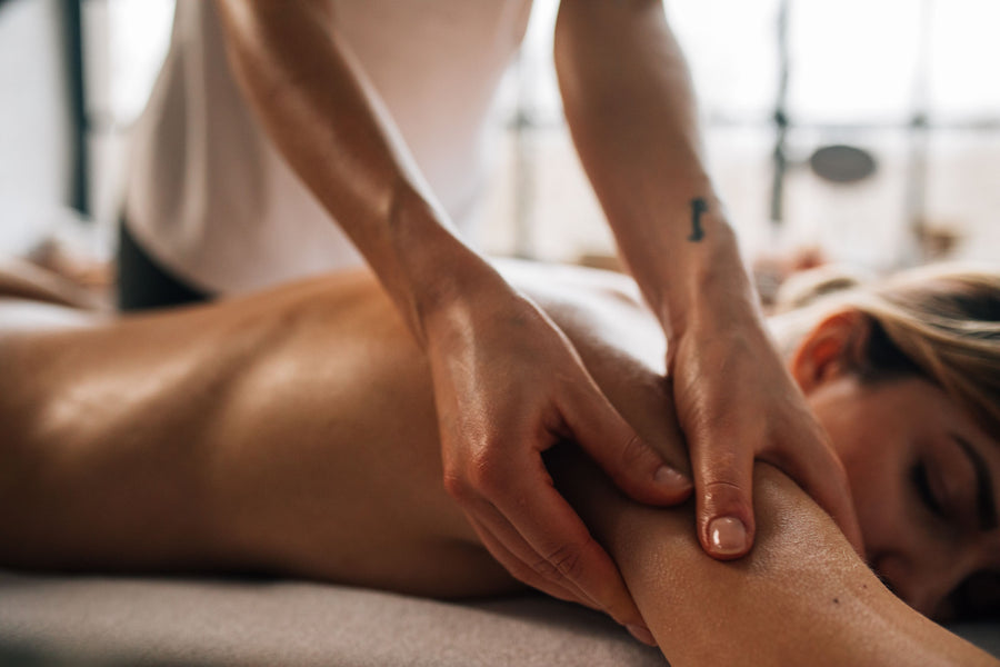 2x 60 Minuten Ganzkörper-Massage mit Buttersalz Peeling