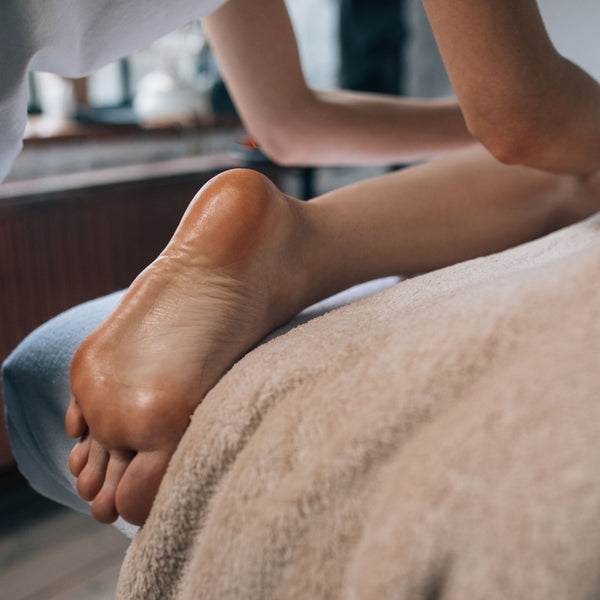 60 min foot reflexology massage