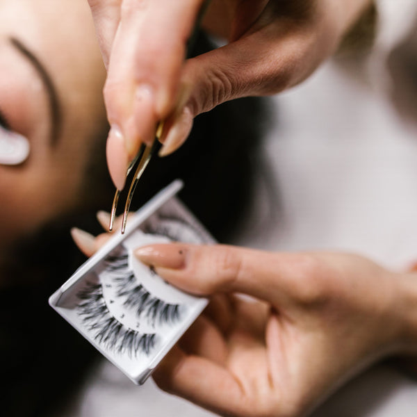 Classic Lash Extensions – infill after 3–4 weeks