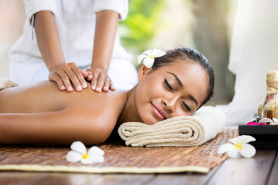 3x 60 Minuten Ganzkörper-Massage mit Buttersalz Peeling