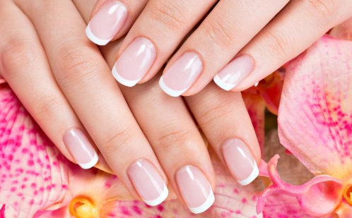 Perfekte Maniküre inkl. Shellac für schöne & gepflegte Hände