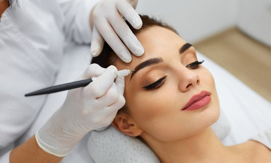 60-90 Min. Permanent Make-up für Augenbrauen od. Lippen inkl. Beratung (bis zu 60% sparen)